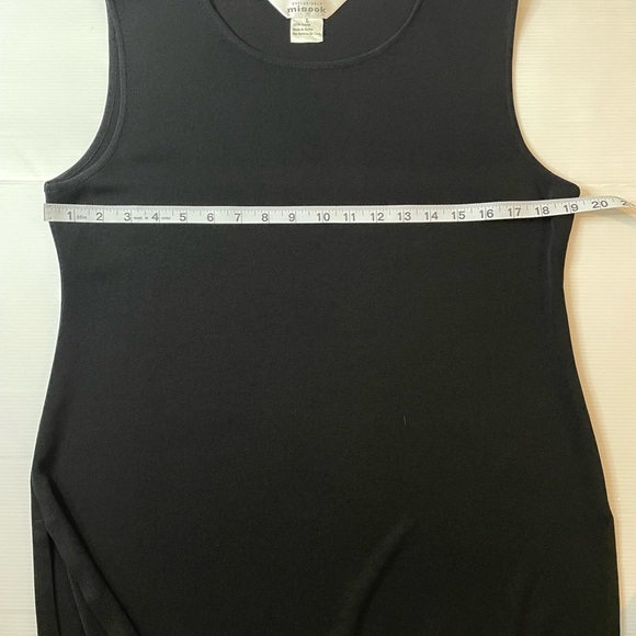 Exclusively Misook Shell Tank Top Set of 2 Black And Blue with Black Trim Size L - Picture 5 of 11